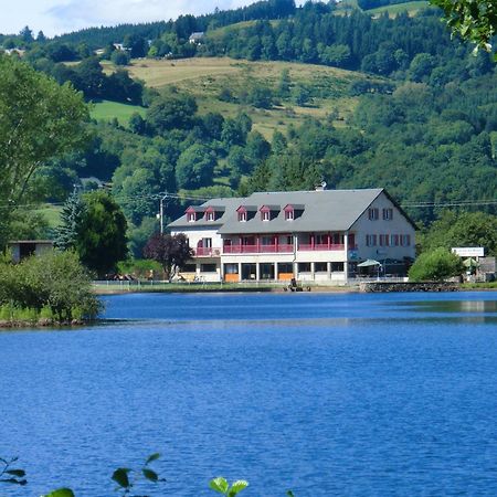 Le Lac Des Moines Condat  المظهر الخارجي الصورة